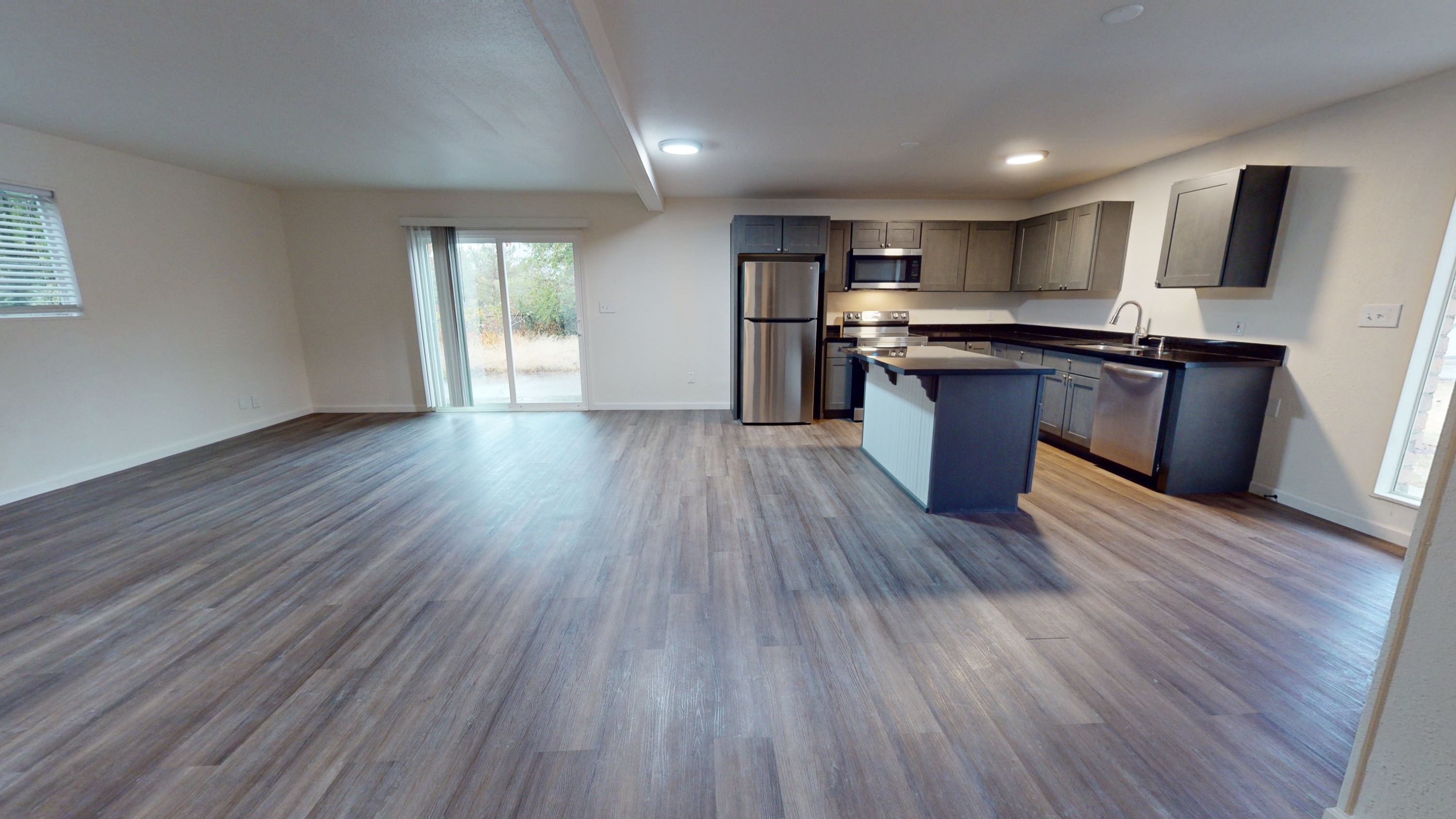 415 Lake Boulevard - E