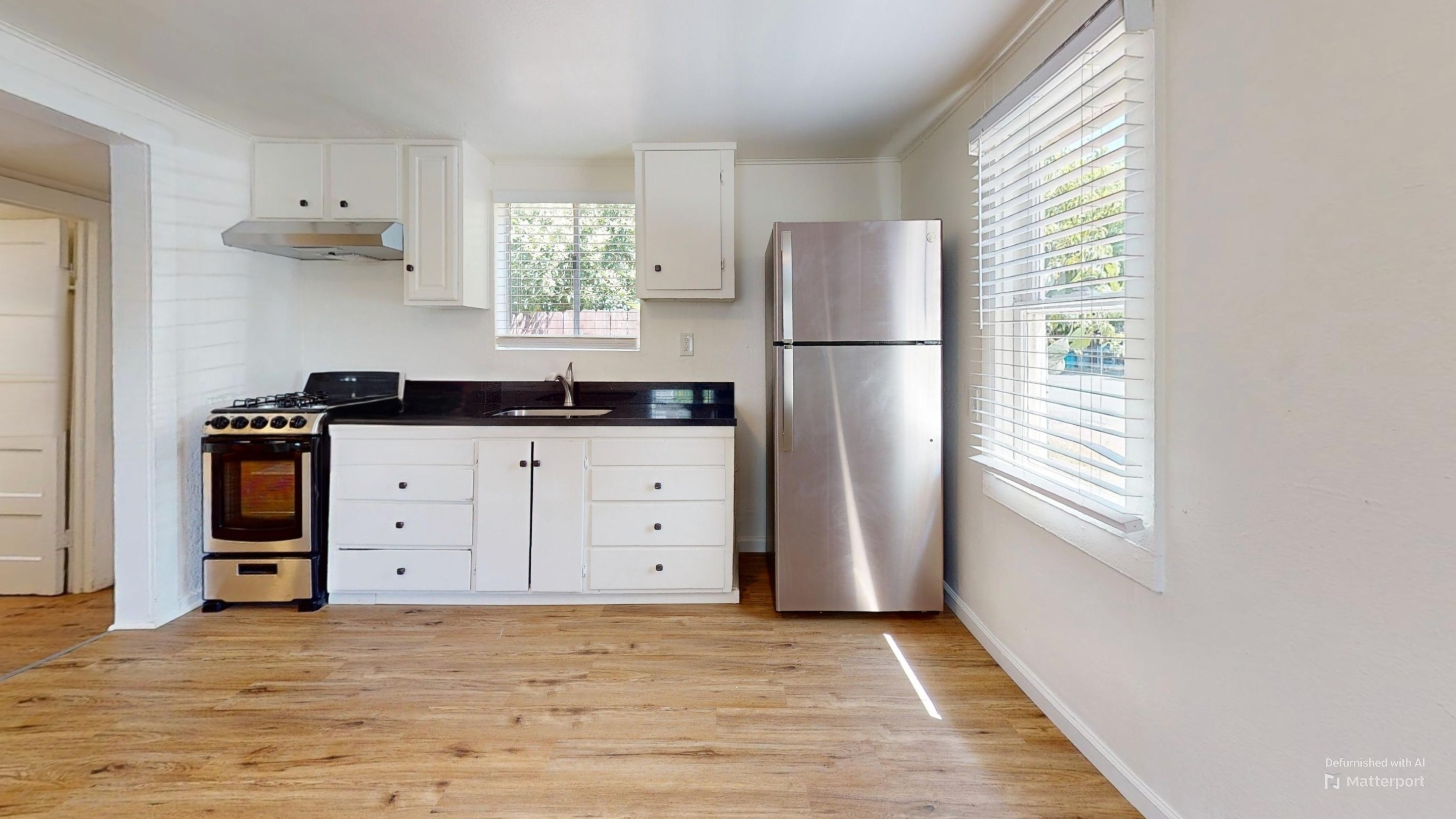 4566 Virginia Ave - 4566