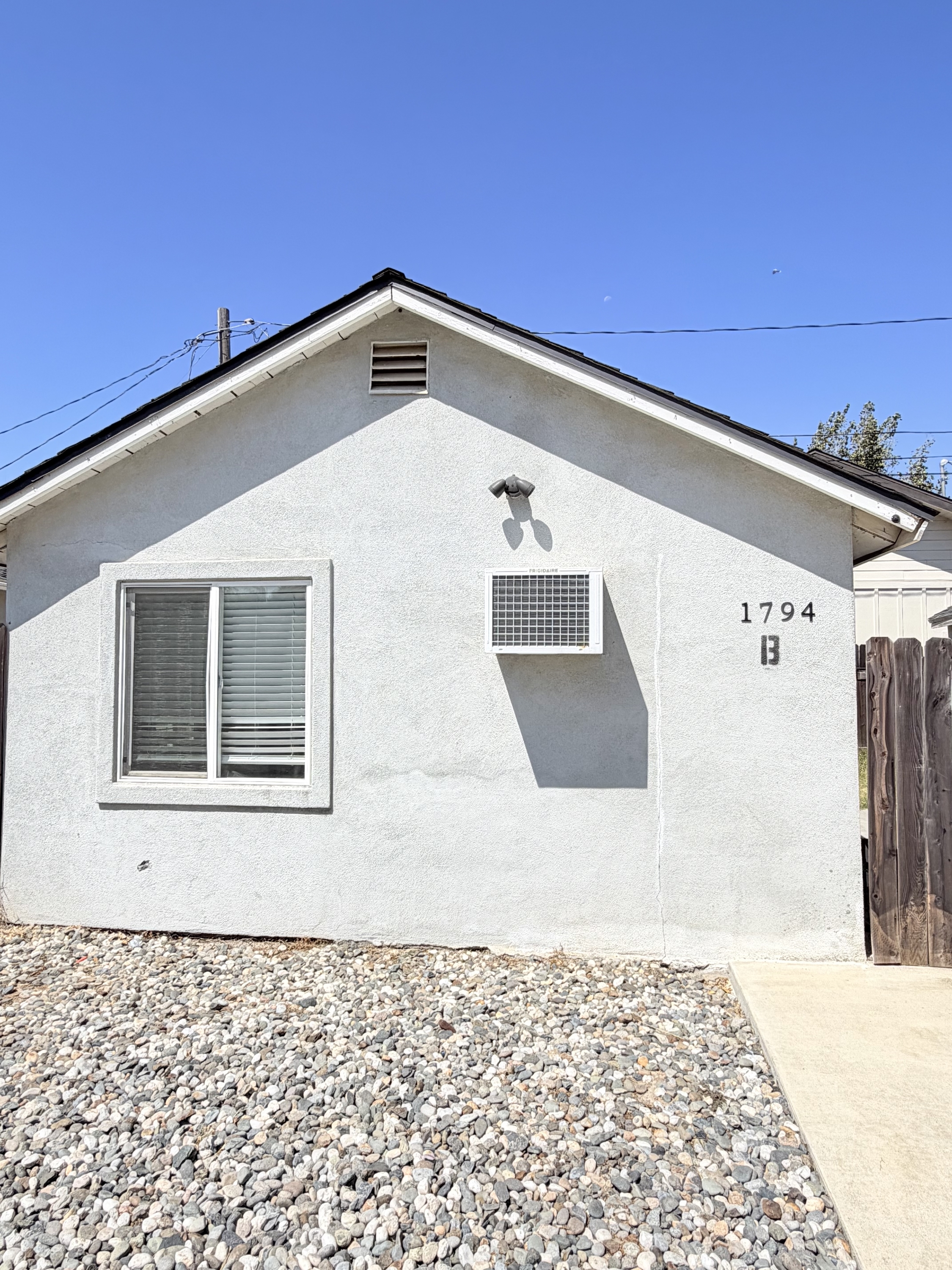 1794 6th Ave - B
