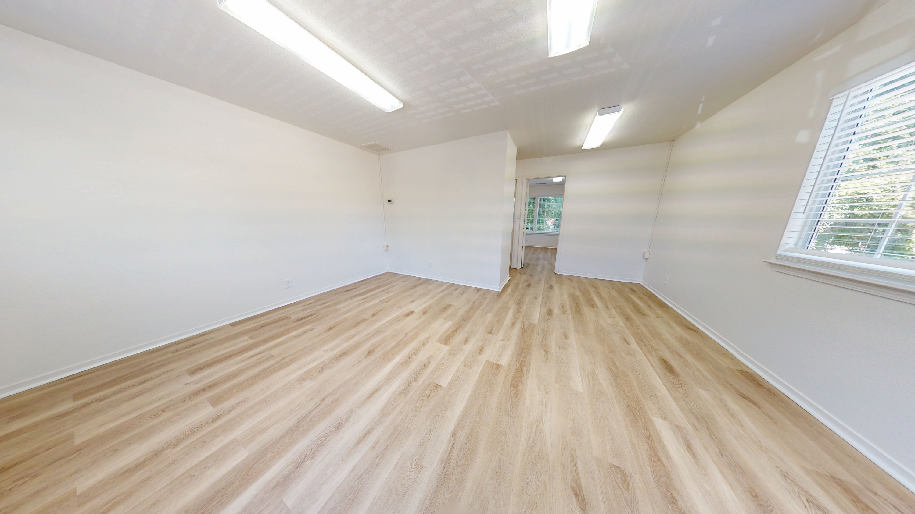 2371 Washington Avenue - E