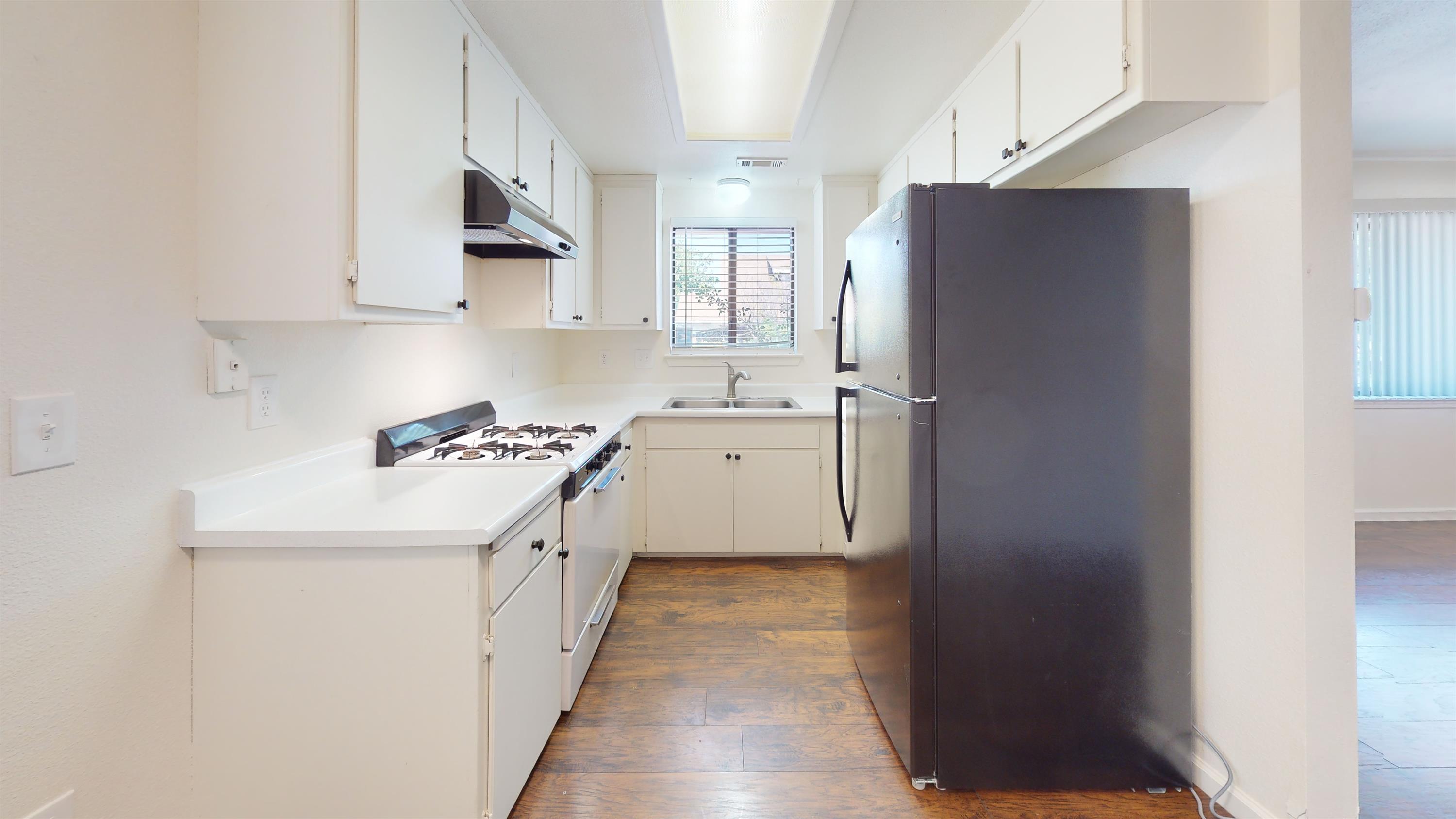 1529 Willis Street - 9