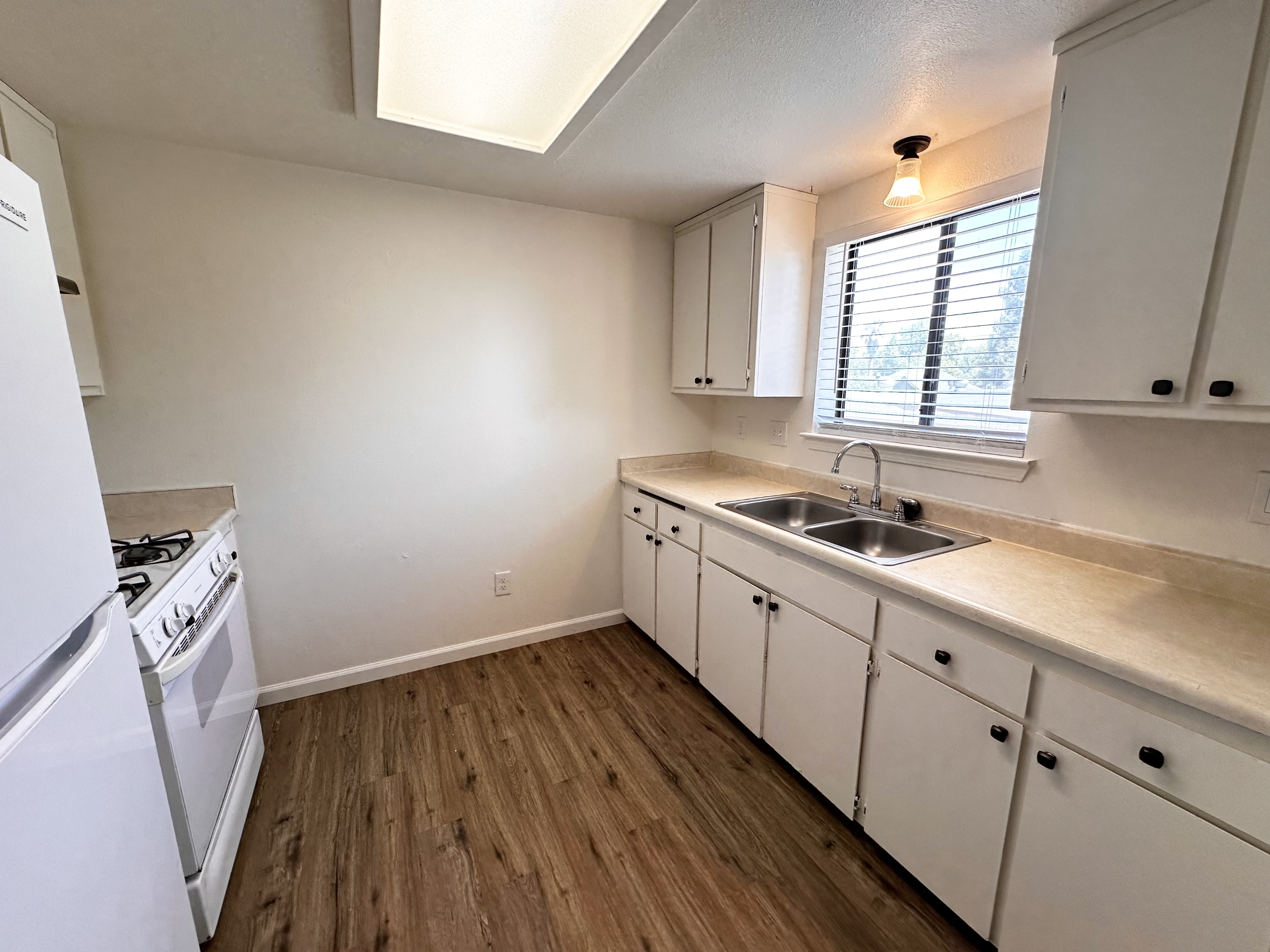 1529 Willis Street - 6