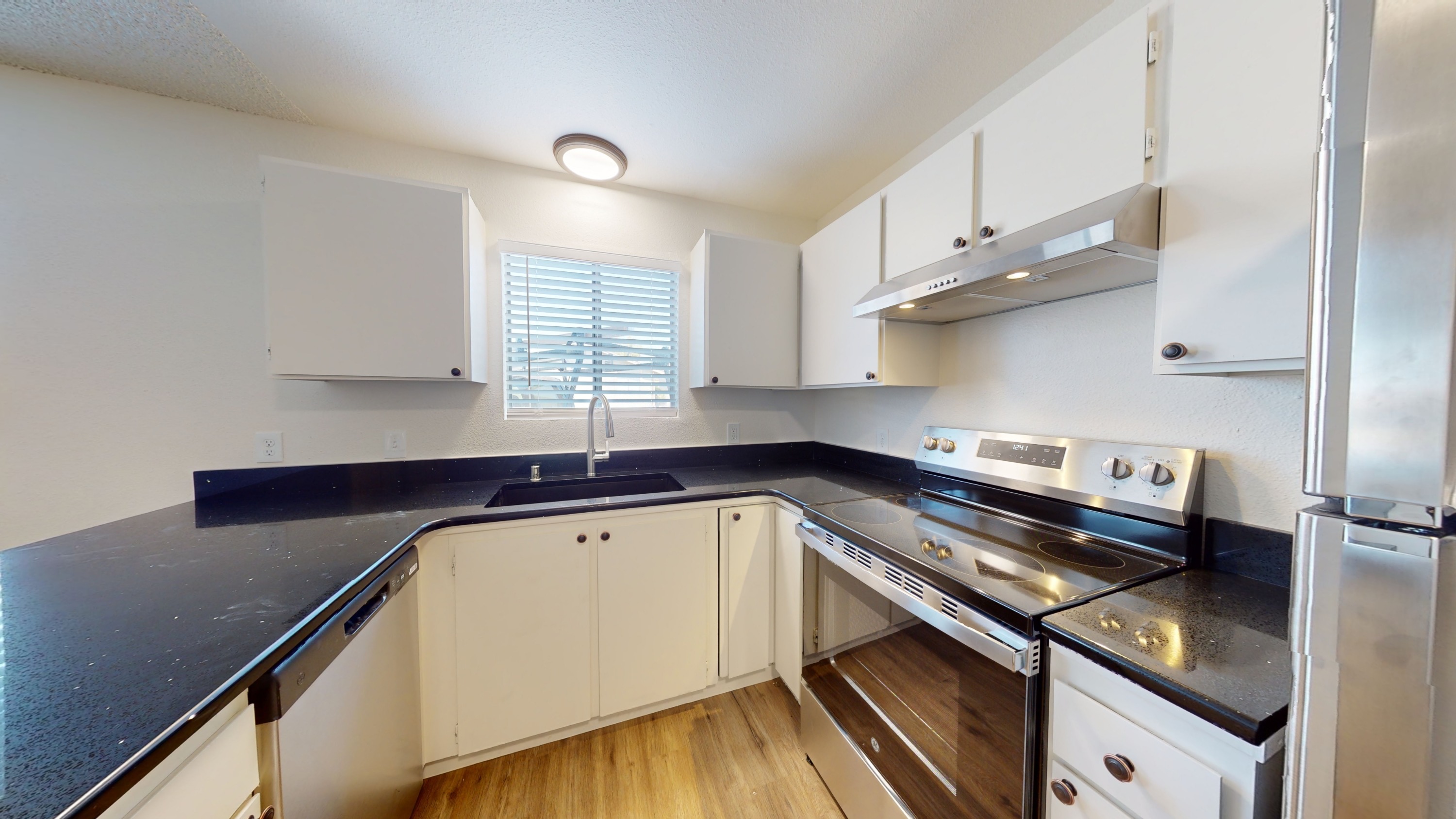 1230 Canby Rd Unit 108
